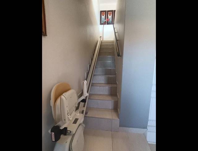 3 BEDROOM HOUSE FOR SALE IN ISLAND VIEW